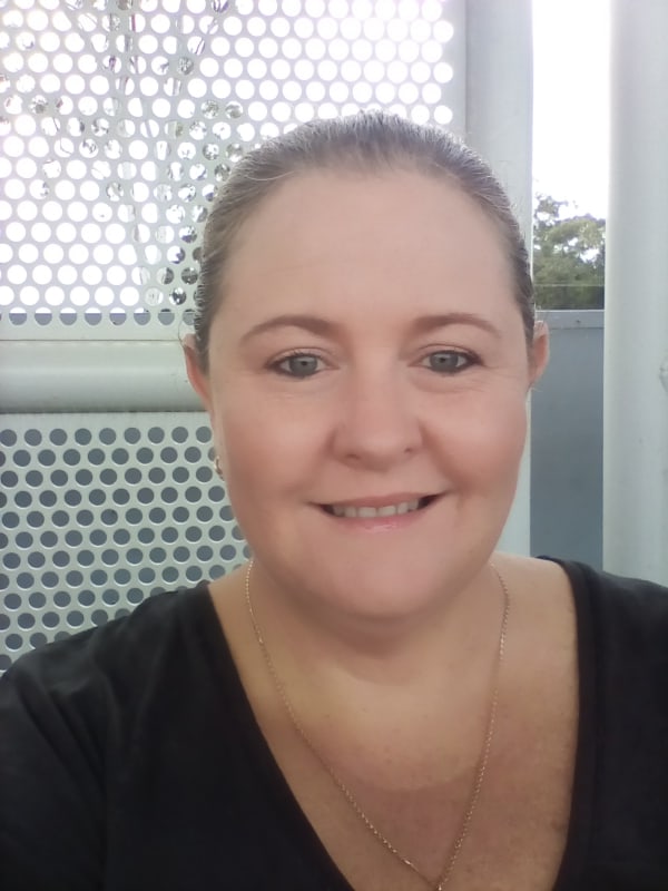 Tracey (46) - Looking in Redcliffe, Petrie, North La... | Flatmates.com.au