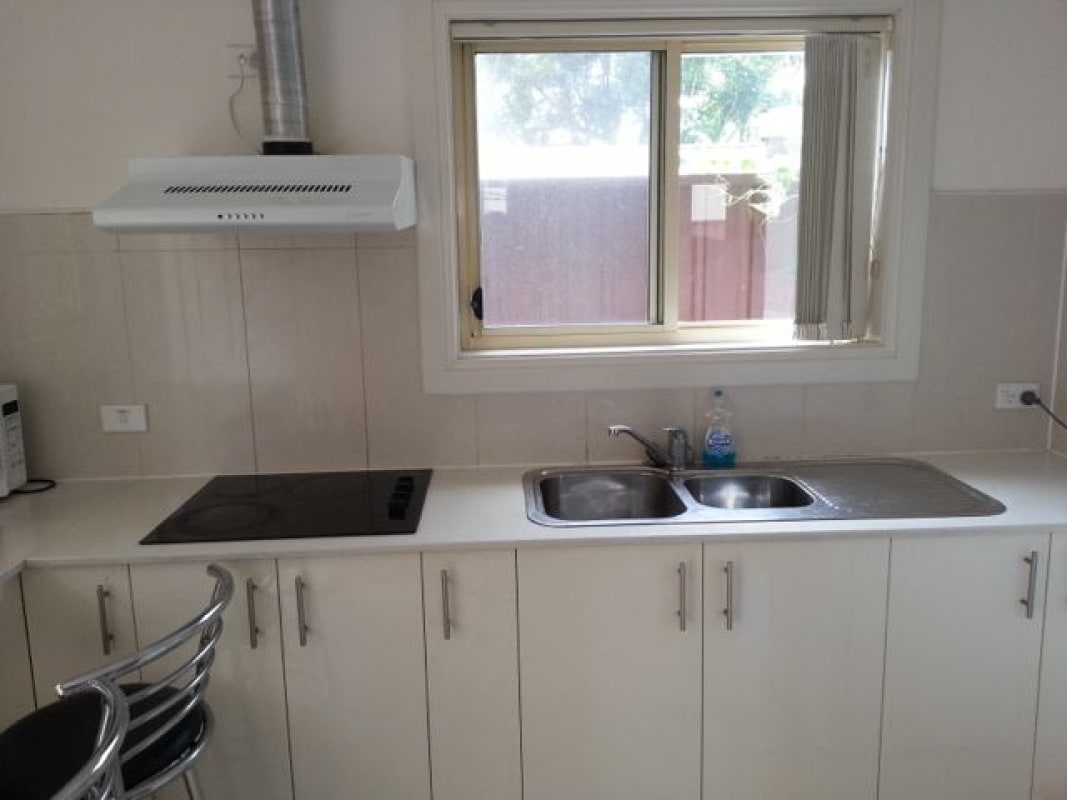 Granny Flat for Rent in Rockdale, Sydney 200, Fur...