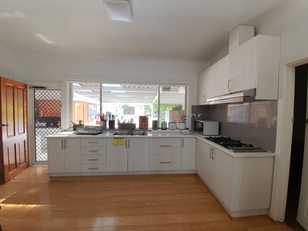 Room for Rent in Springvale, Melbourne 173, Furni...