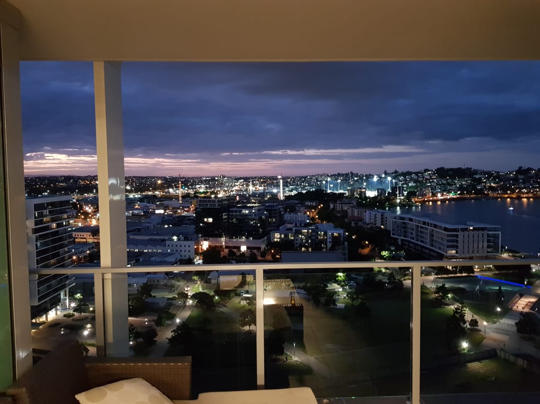 Room for Rent in Newstead, Brisbane 250, Furnishe...