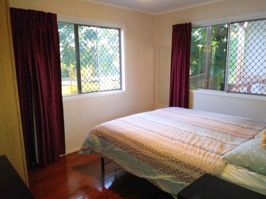 Room for Rent in Cannon Hill, Brisbane 170, Flexi...
