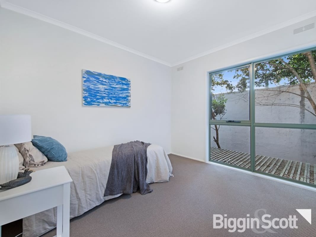 Room for Rent in Dandenong, Melbourne 160, Unfurn...