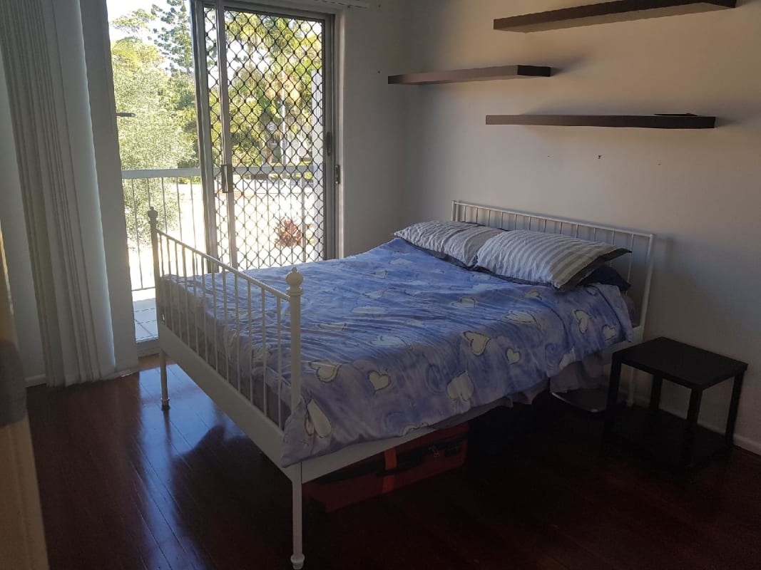 Room for Rent in Gordon Park, Brisbane 170, Furni...