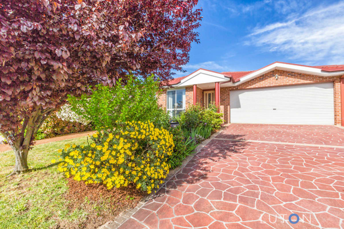 Room for Rent in Dunlop, Canberra 180, Unfurnishe...