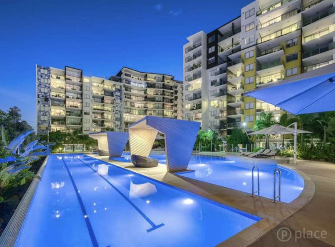 Room for Rent in West End, Brisbane 210, Flexible...