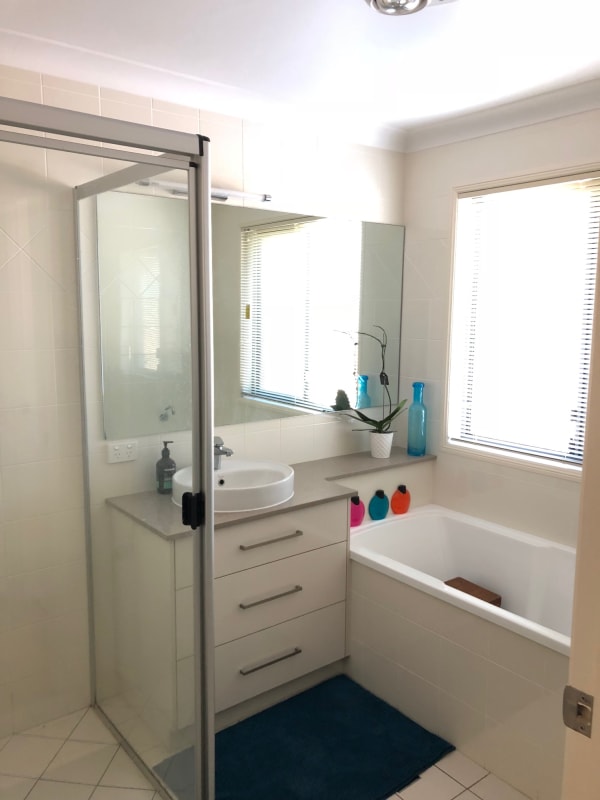 Homestay for Rent in Withcott, QLD 190, Furnished...