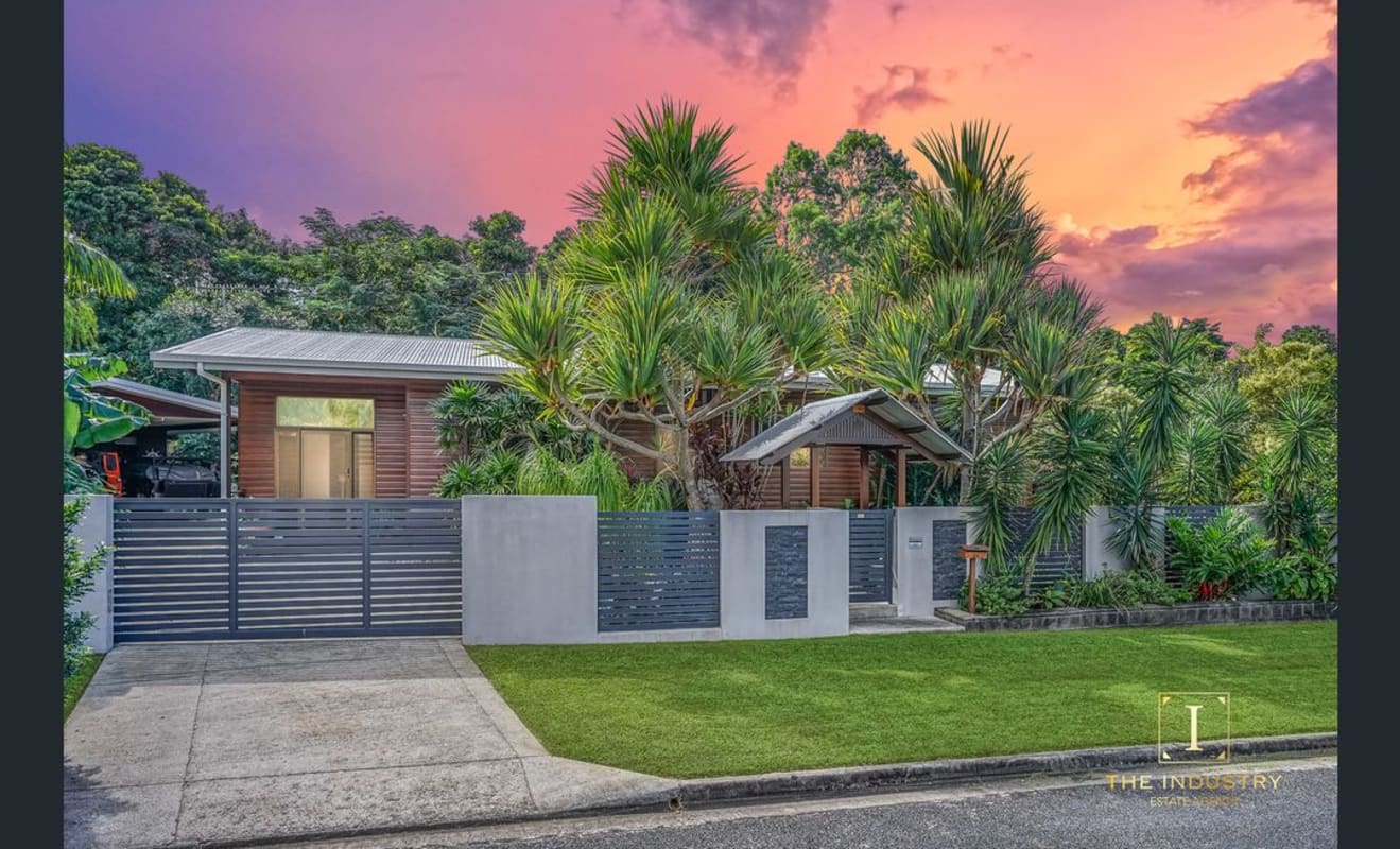 Room for Rent in Mooroobool, Cairns 250, Flexible...