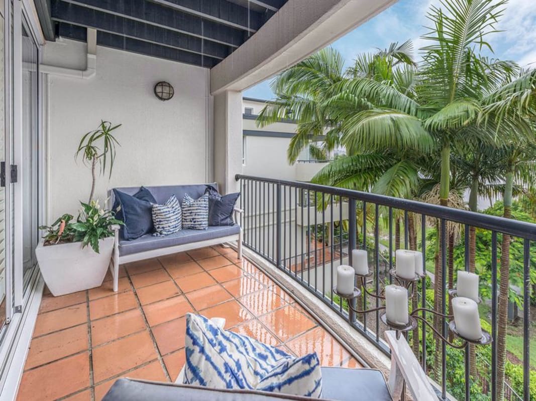 $290, Flatshare, 3 bathrooms, Vernon Terrace, Teneriffe QLD 4005