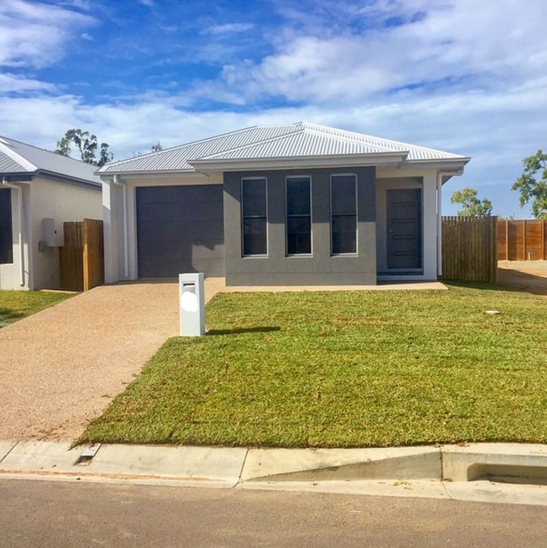 Room for Rent in Spinifex Way, Bohle Plains, Townsvi...