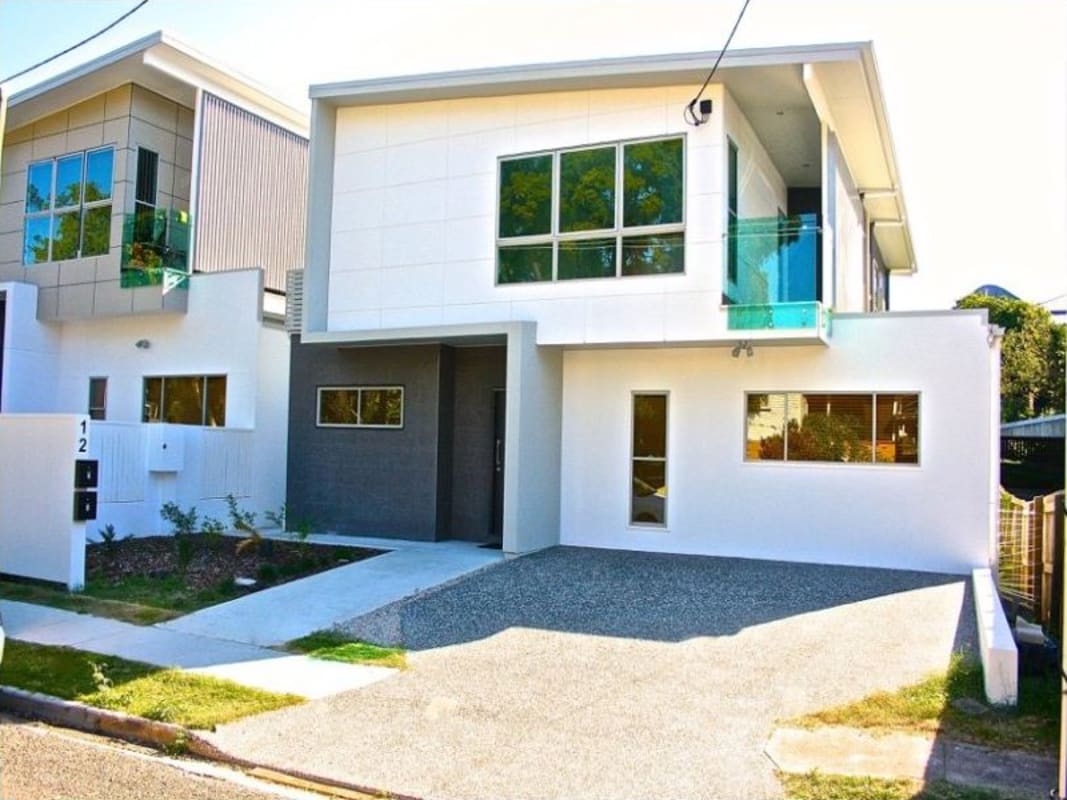 3 Rooms for Rent in Highgate Hill, Brisbane 1601...