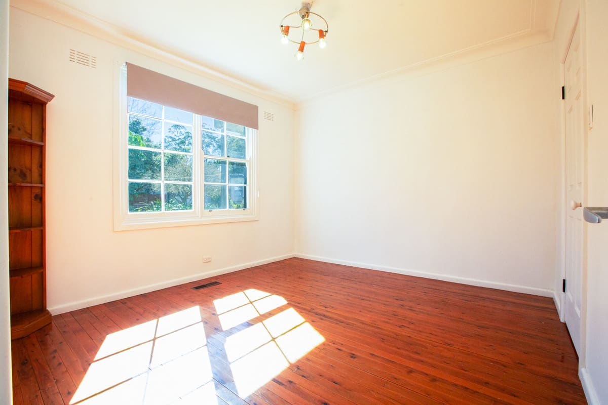 Granny Flat for Rent in Killarney Heights, Sydney