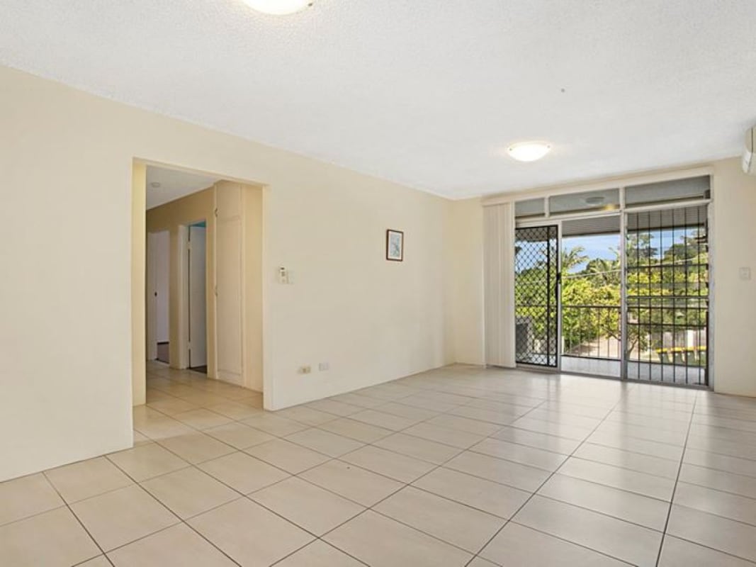 Shared Room for Rent in Saint Lucia, Brisbane 155...