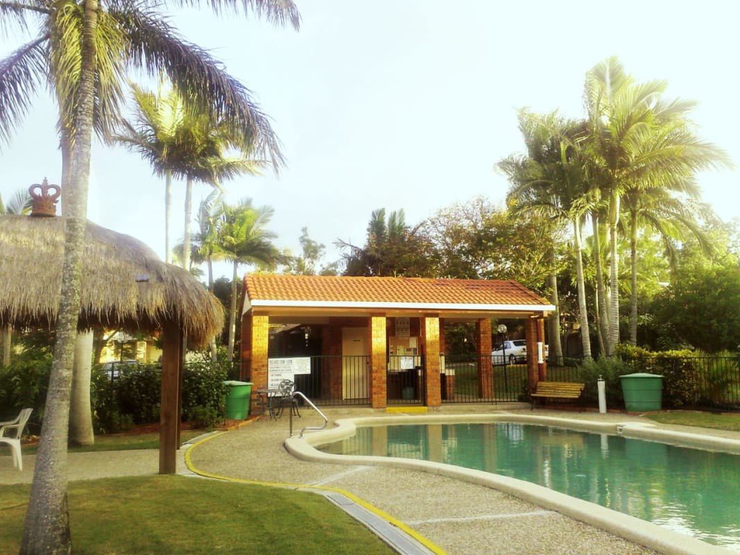 Room for Rent in Eight Mile Plains, Brisbane 250,...