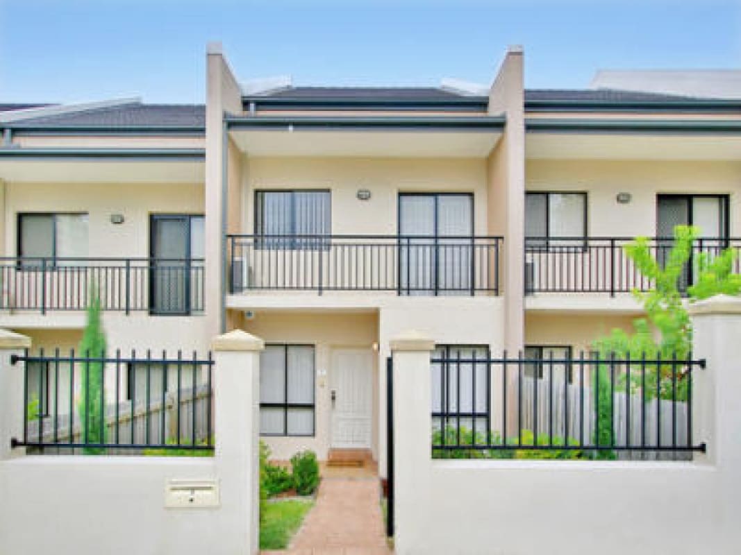 2 Rooms for Rent in Rosehill, Sydney 275410, Fur...