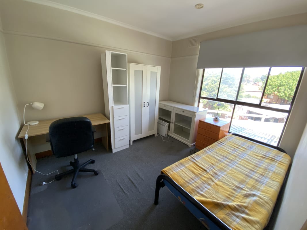Room for Rent in Heidelberg West, Melbourne 135,