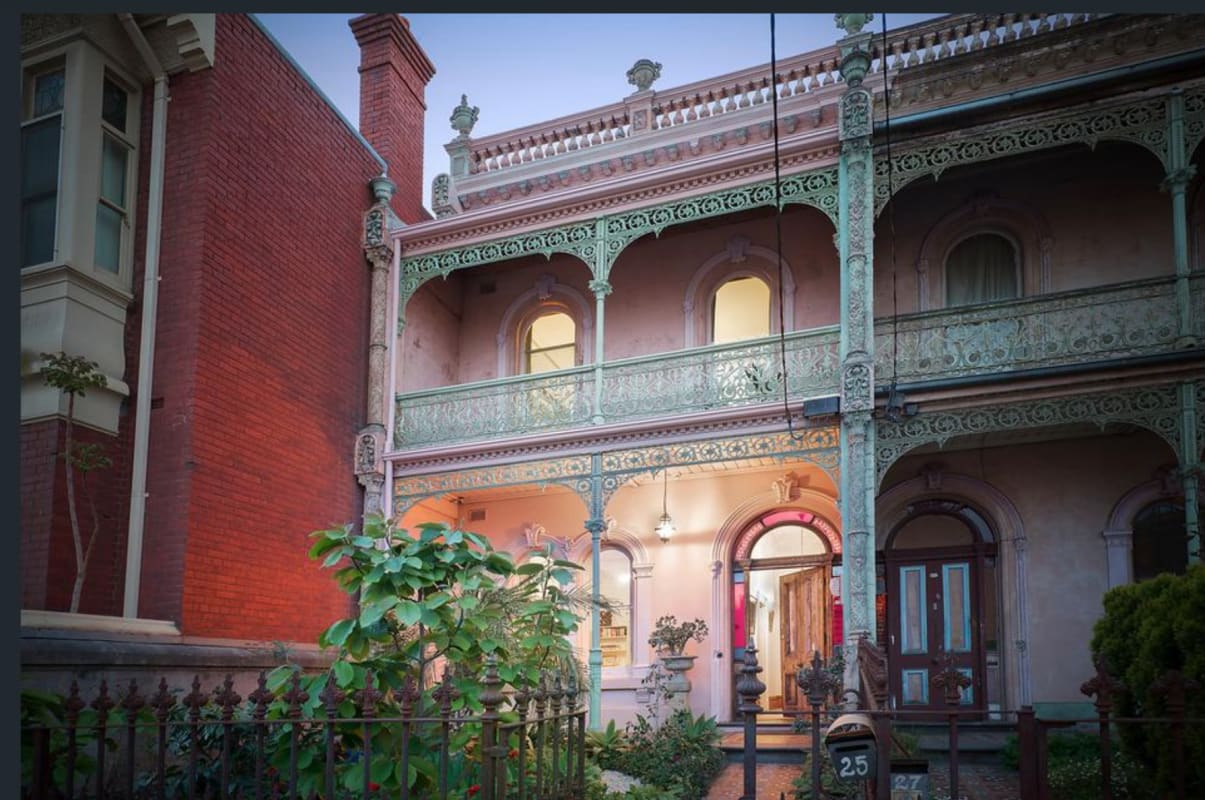 Room for Rent in Fitzroy, Melbourne 300, Flexible...