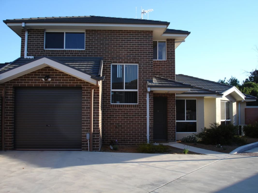 Room for Rent in Queanbeyan, Canberra 160, Unfurn...