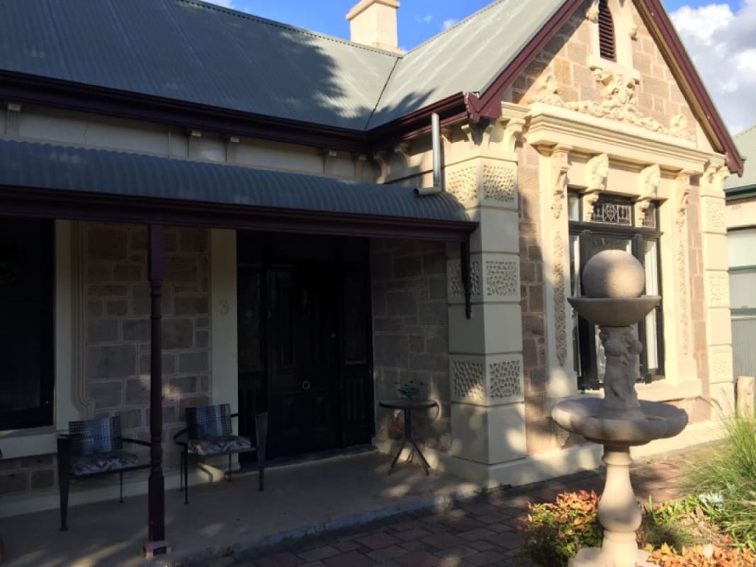 2 Rooms for Rent in Saint Peters, Adelaide 17520...