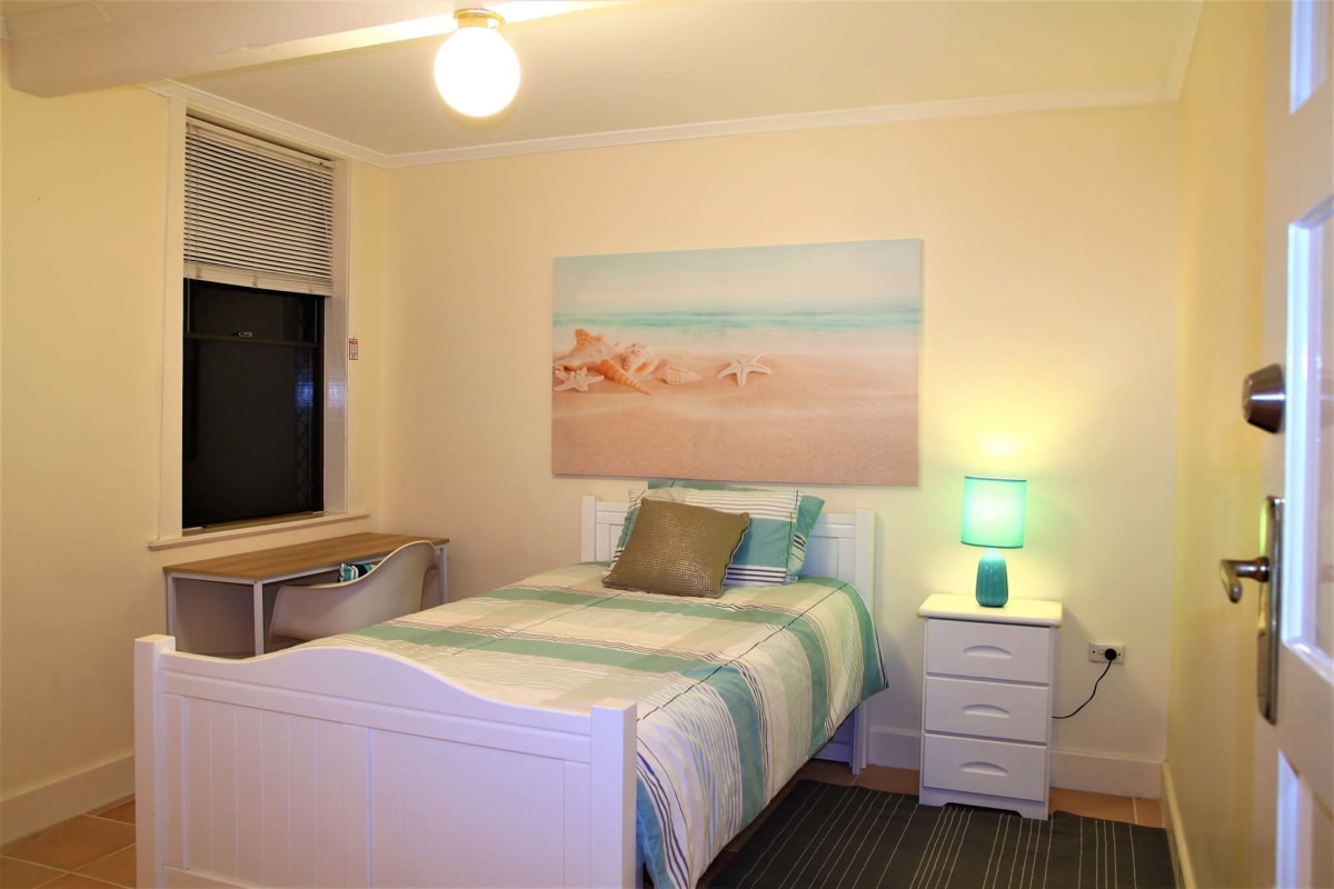 Room for Rent in Ascot, Brisbane 175, Furnished,