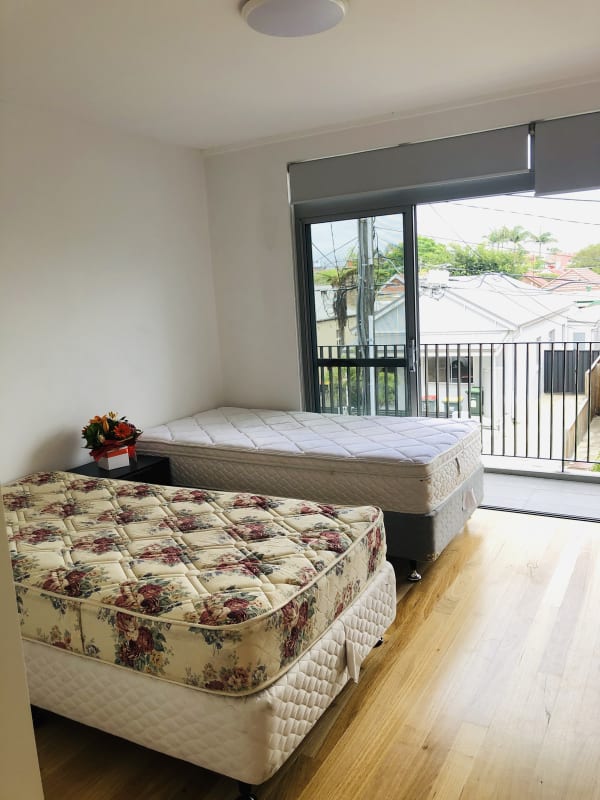 2 Rooms for Rent in St Peters, Sydney 169, Furnis...