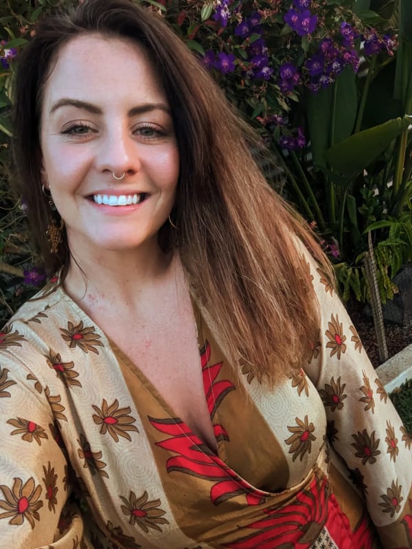 Marly (32) Looking in Yandina