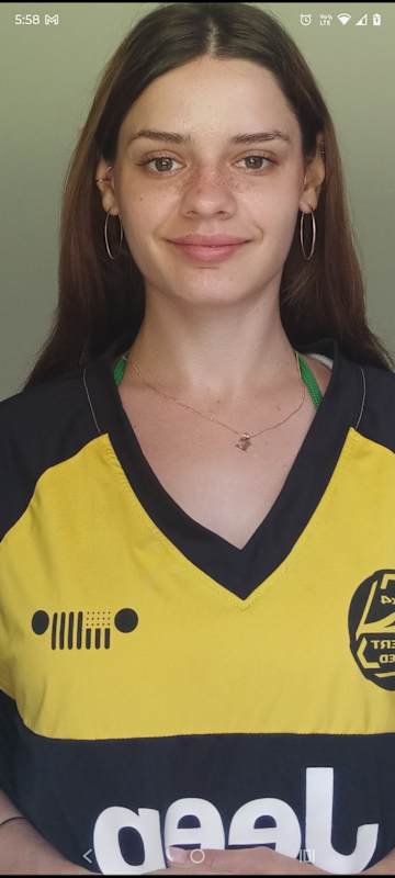 Ellenna (29) - Looking in Petrie, Brisbane City, Clo... | Flatmates.com.au