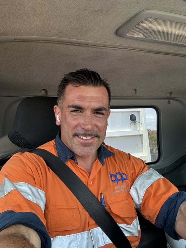 Fabien (39) Looking in Lota, Wellington Point, Car...