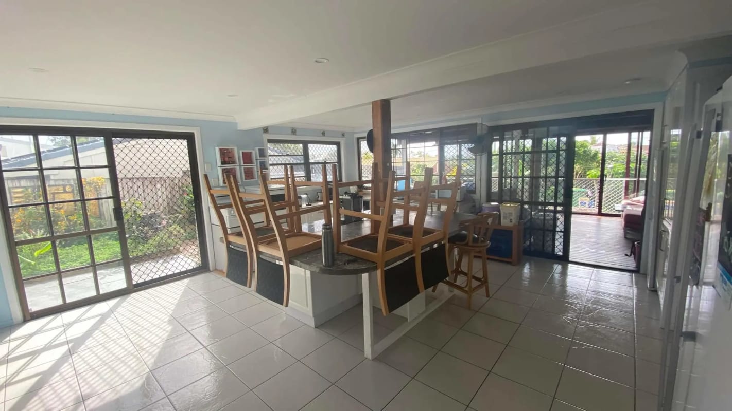 Room for Rent in Mooloolaba, Sunshine Coast 200,