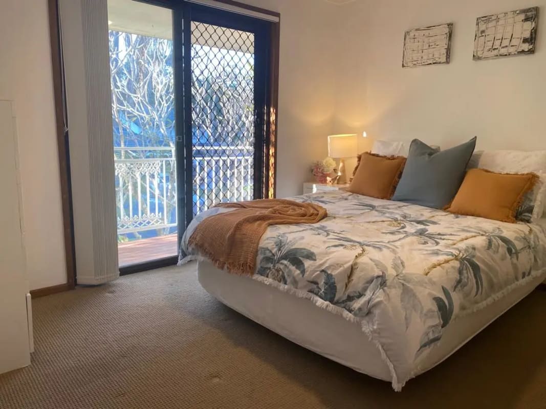 Room for Rent in Ashmore, Gold Coast 280, Furnish...