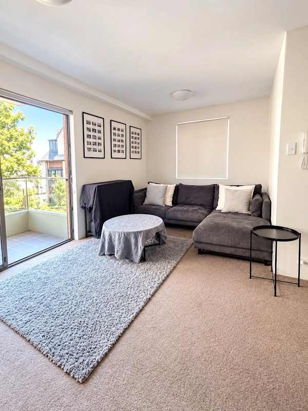 One Bed Flat for Rent in Elizabeth Bay, Sydney | $95... | Flatmates.com.au
