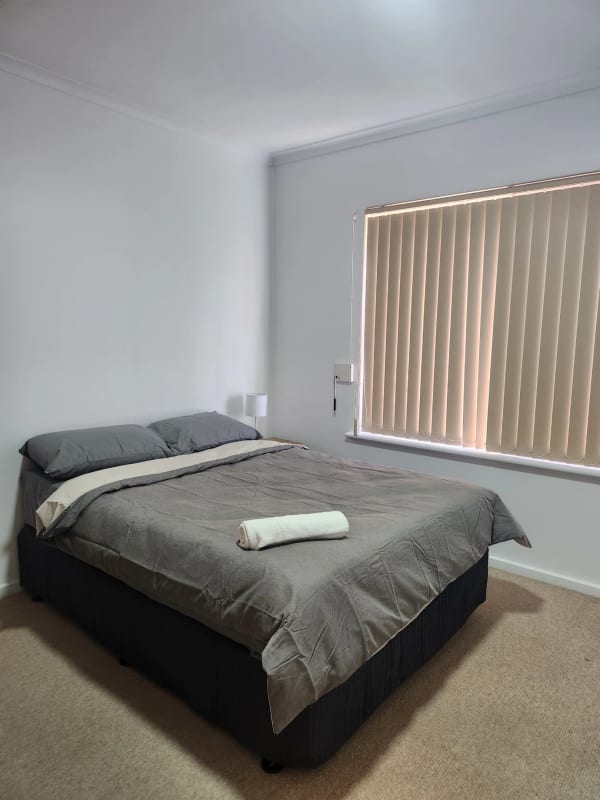 Room for Rent in Morphett Vale, Adelaide 210, Fur...