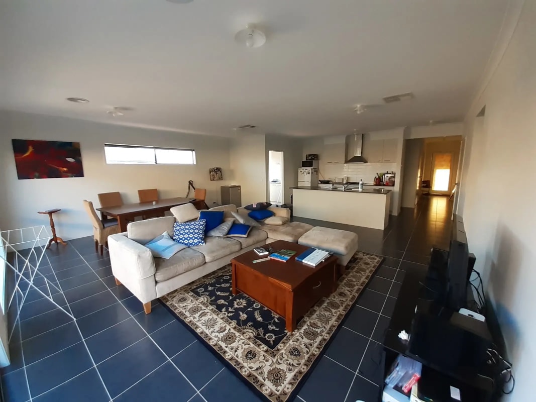 Room for Rent in Point Cook, Melbourne 160, Unfur...