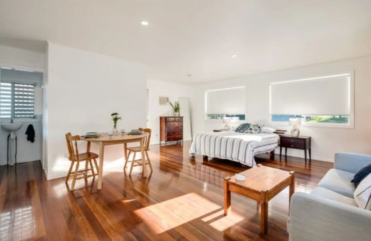 Room for Rent in Camp Hill, Brisbane 500, Flexibl...