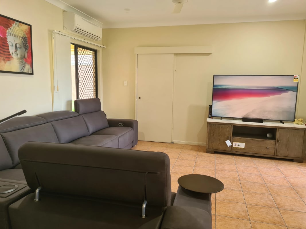 Room for Rent in Kirwan, Townsville 240, Furnishe...