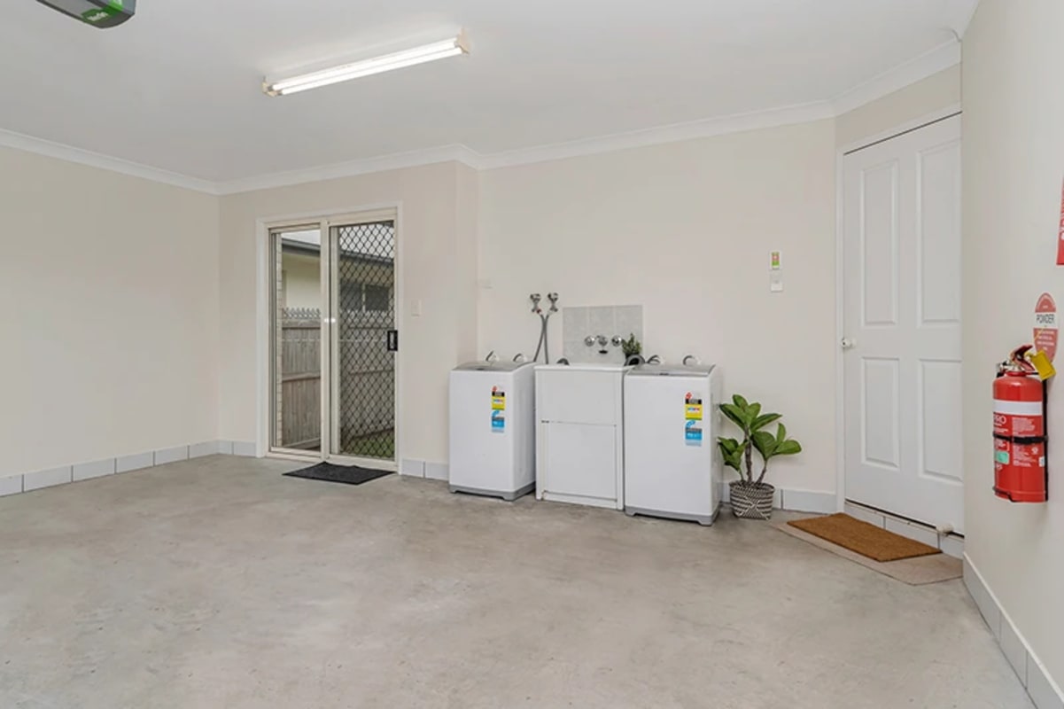 Granny Flat for Rent in Kirwan, Townsville 320, F...