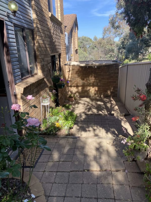 Room for Rent in Queanbeyan East, Canberra 280, U...