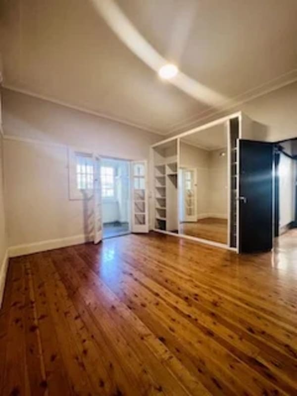 Room for Rent in Chatswood, Sydney 360, Furnished...