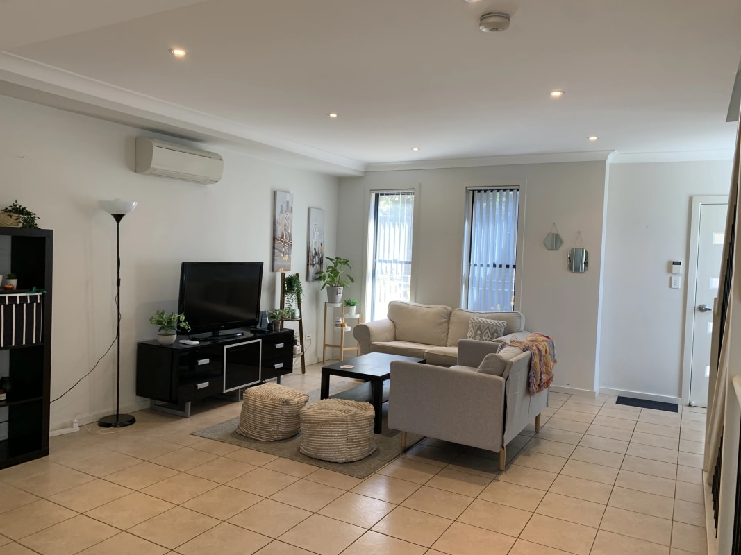 Room for Rent in Rosehill, Sydney 270, Furnished,...