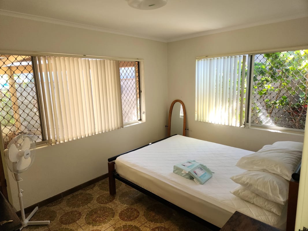 Room for Rent in Bundall, Gold Coast 180, Furnish...