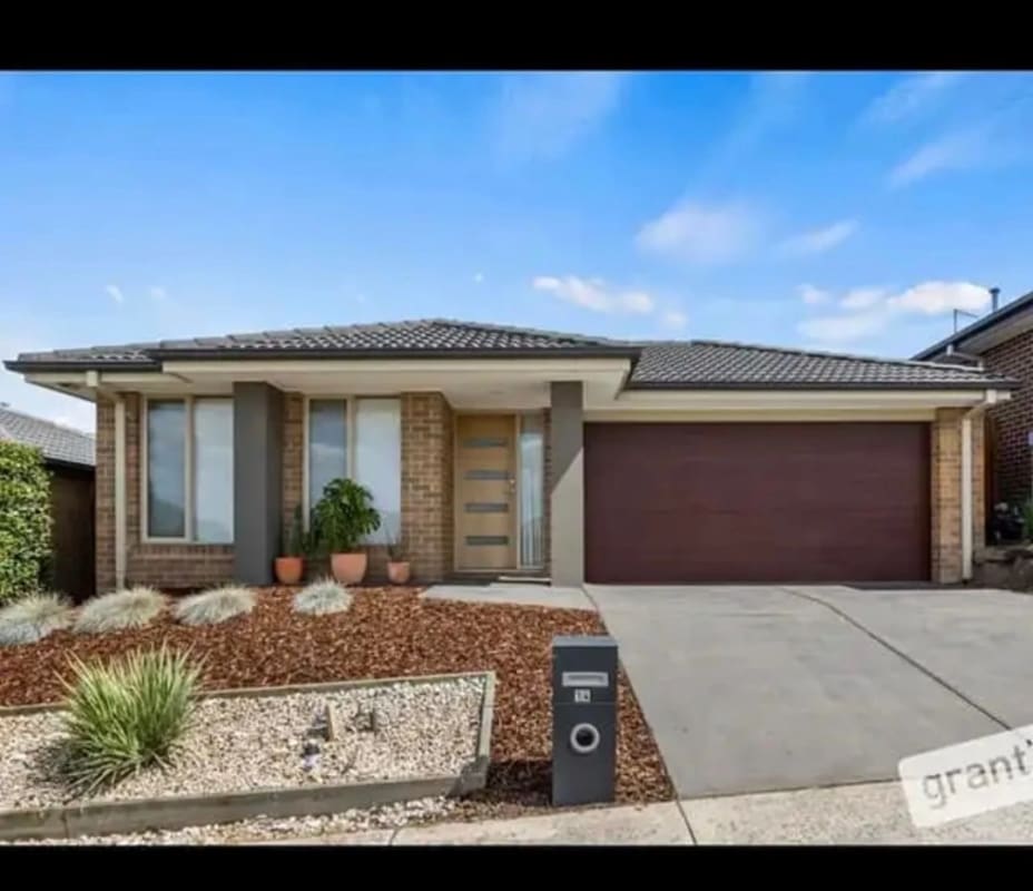 Room for Rent in Pakenham, VIC 170, Unfurnished,