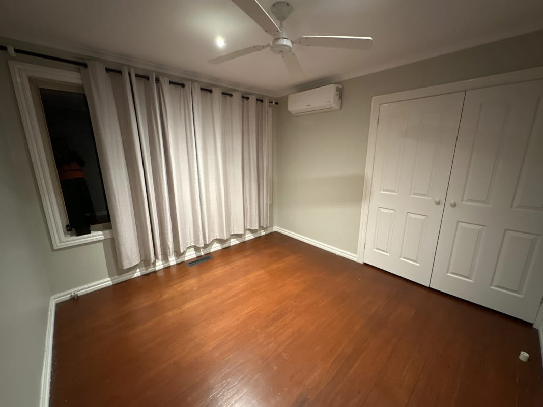 Room for Rent in Ferntree Gully, Melbourne 250, U...