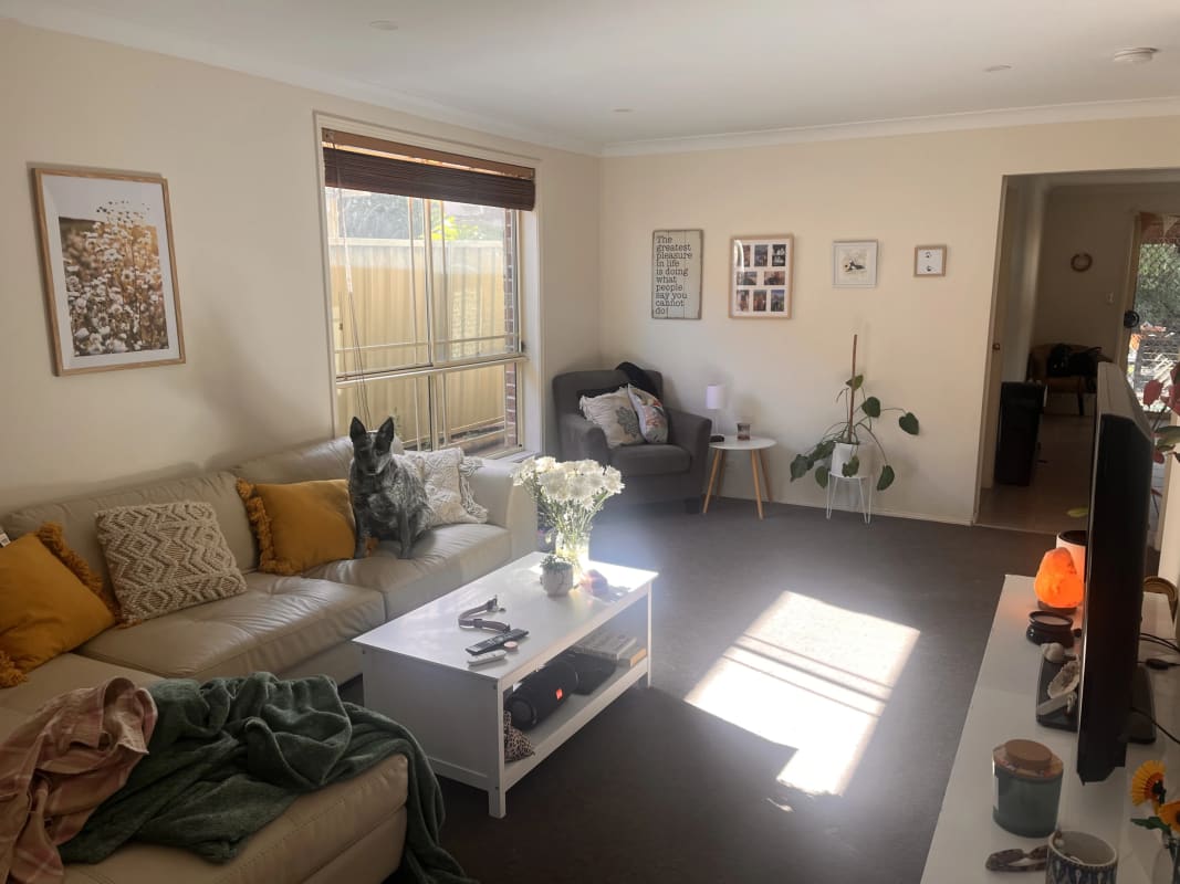 Room for Rent in Glenmore Park, Sydney 275, Flexi...