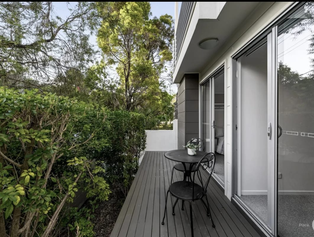 Room for Rent in Alderley, Brisbane 320, Furnishe...