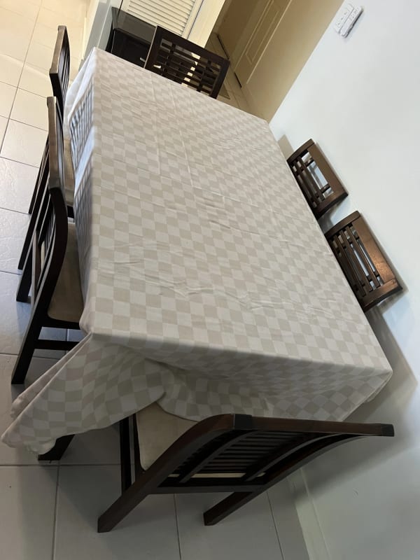 Room for Rent in Cairns North, Cairns 250, Furnis...