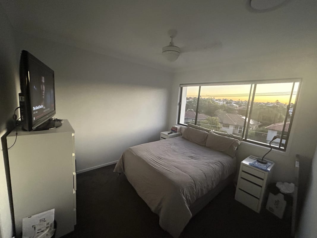 Room for Rent in Camp Hill, Brisbane 260, Unfurni...