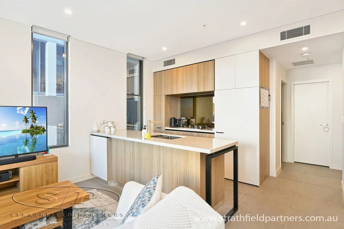 Room for Rent in Burwood, Sydney 425, Flexible wi...