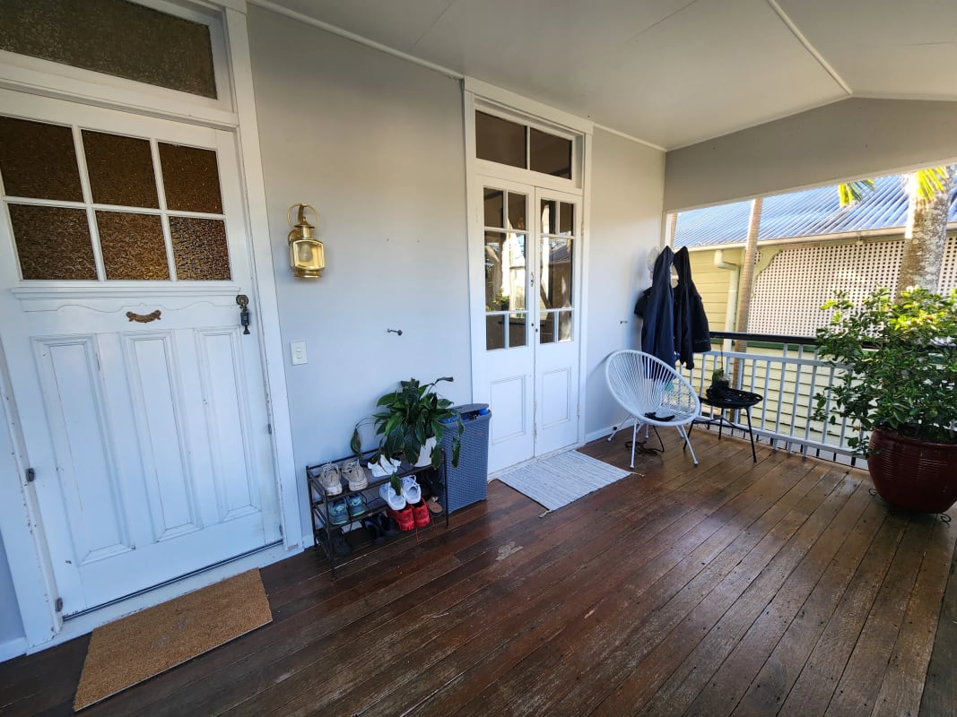 Room for Rent in Bardon, Brisbane 285, Unfurnishe...