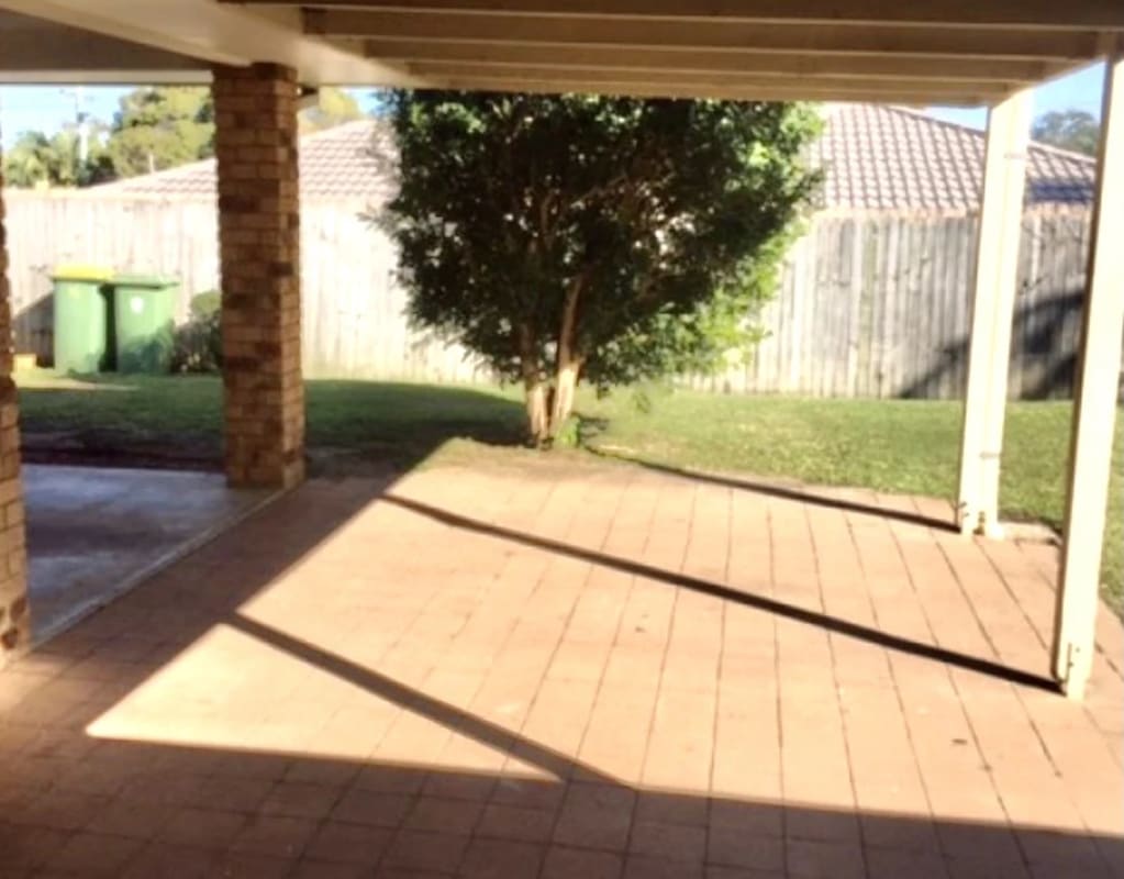 Room for Rent in Alexandra Hills, Brisbane 250, F...