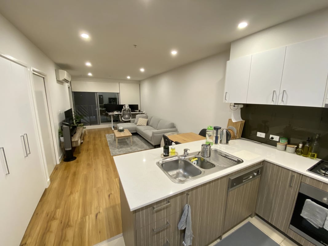 Room for Rent in Box Hill, Melbourne 270, Furnish...