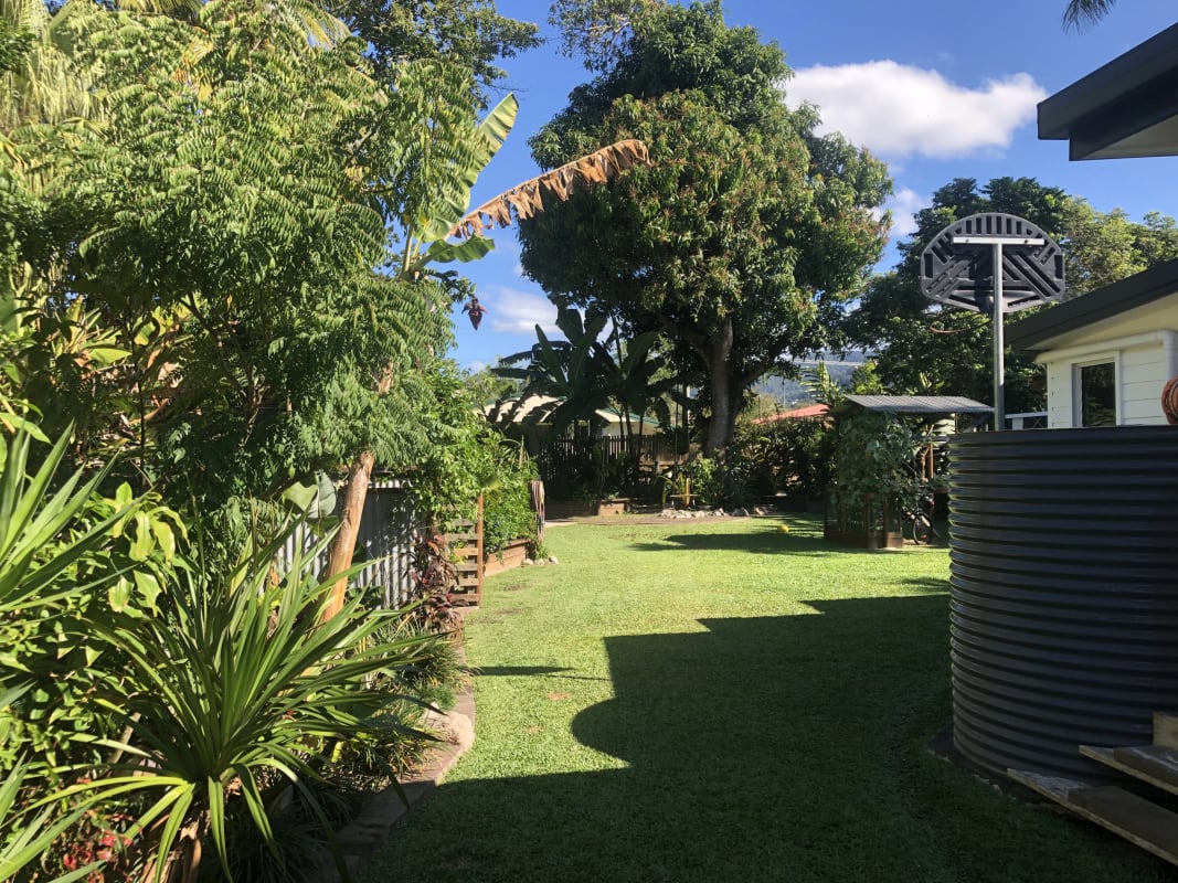 Room for Rent in Manoora, Cairns 180, Furnished,